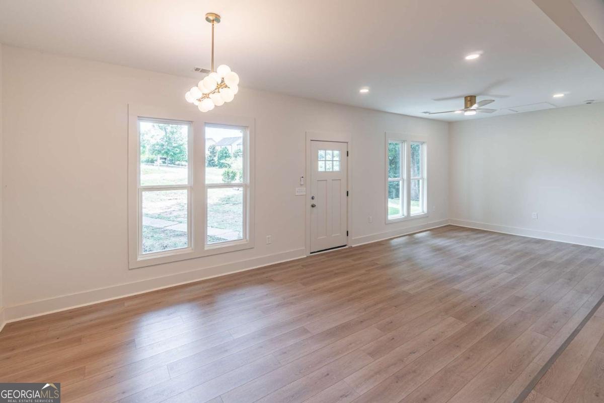 364 Aldene Court Woodstock - 6
