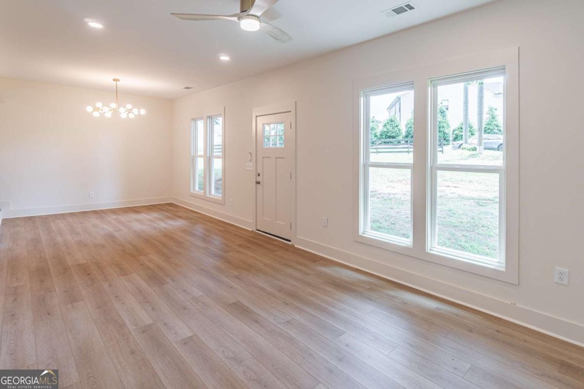 364 Aldene Court Woodstock - 8