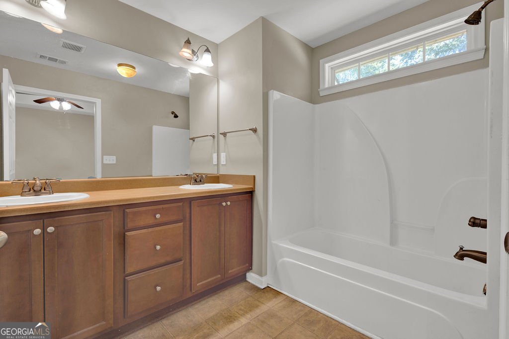 10136 Benton Woods Drive Covington - 29