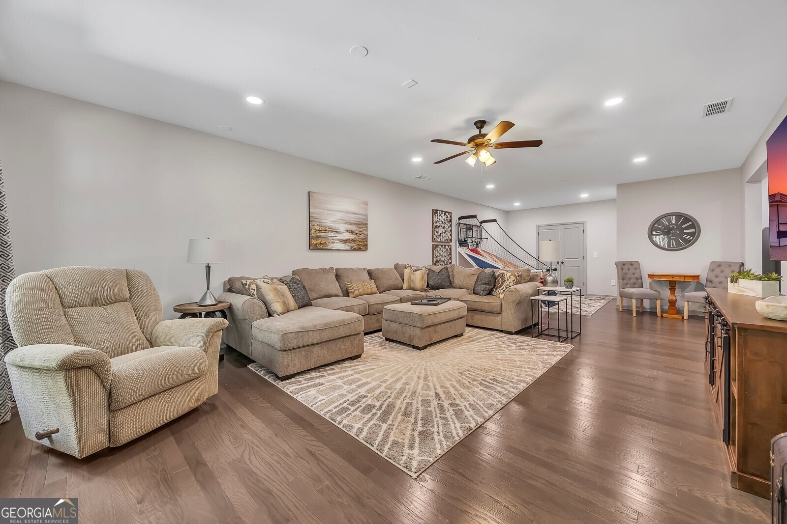 208 Marlow Drive Woodstock - 37