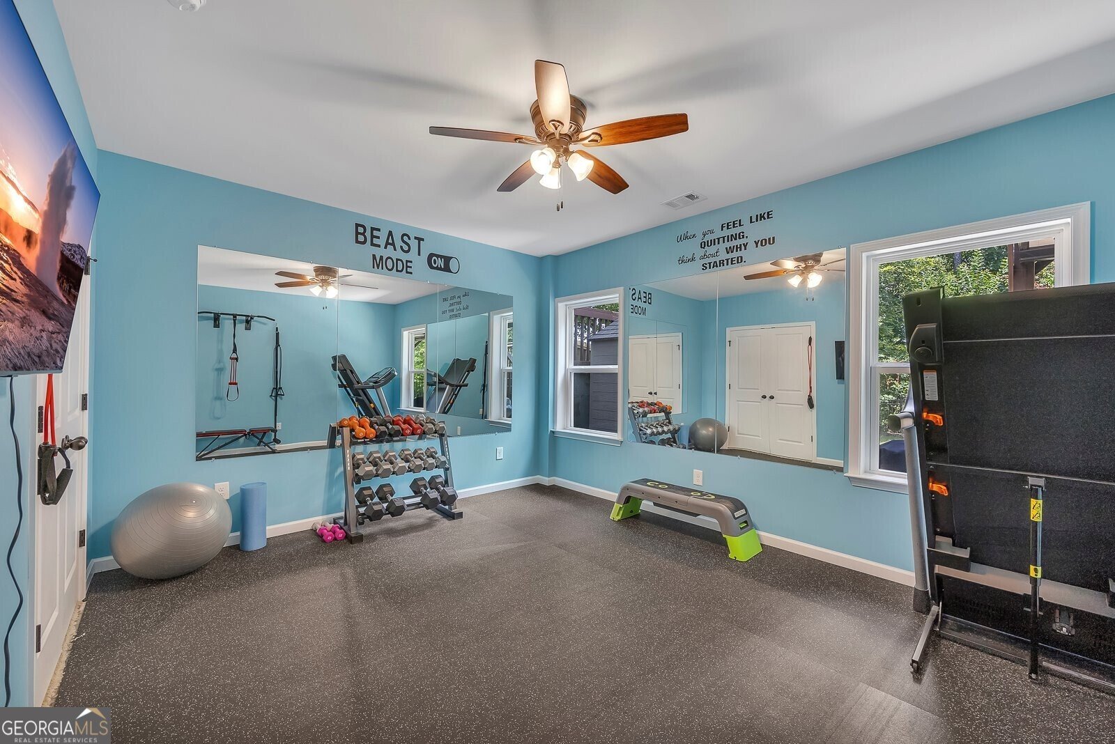 208 Marlow Drive Woodstock - 43