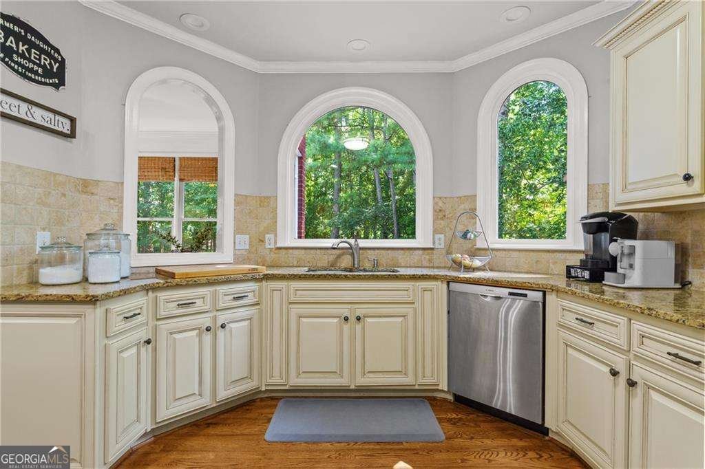 14351 Club Circle Milton - 17