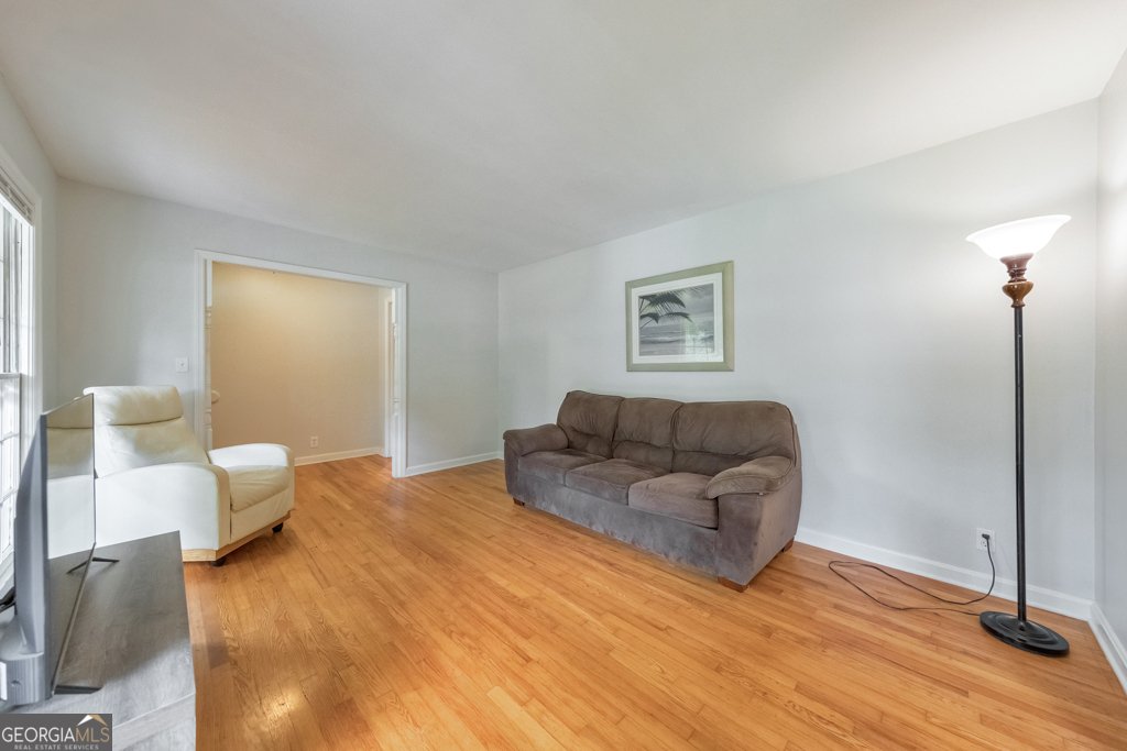 1556 Smithwood Drive Marietta - 1
