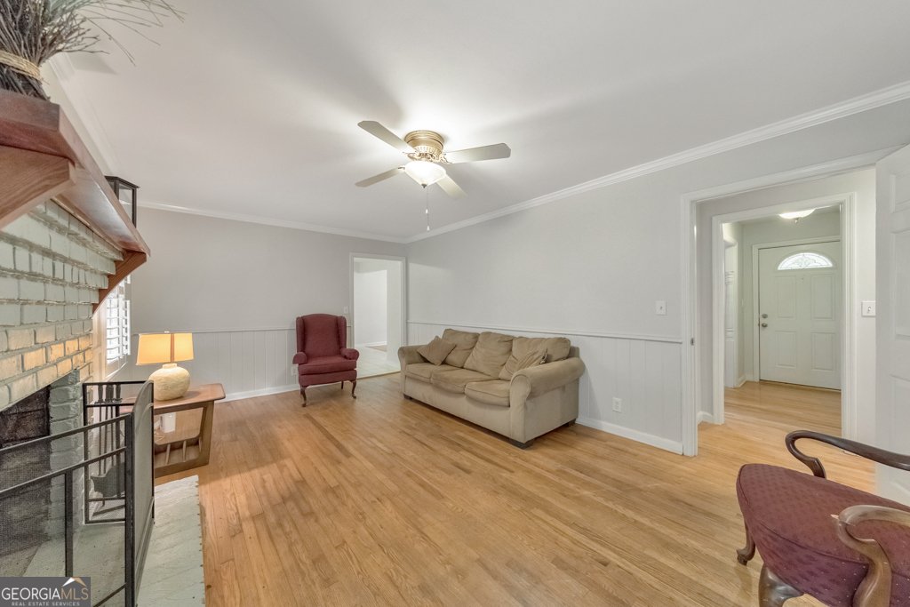1556 Smithwood Drive Marietta - 10