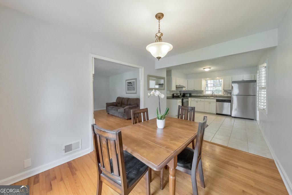 1556 Smithwood Drive Marietta - 2