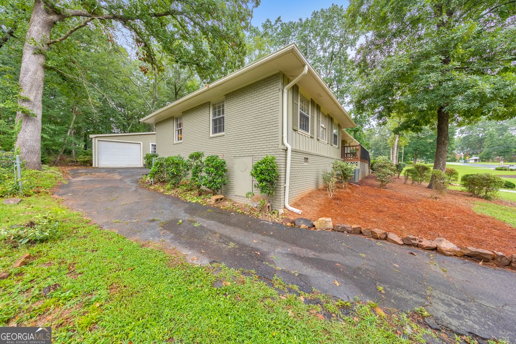 1556 Smithwood Drive Marietta - 28