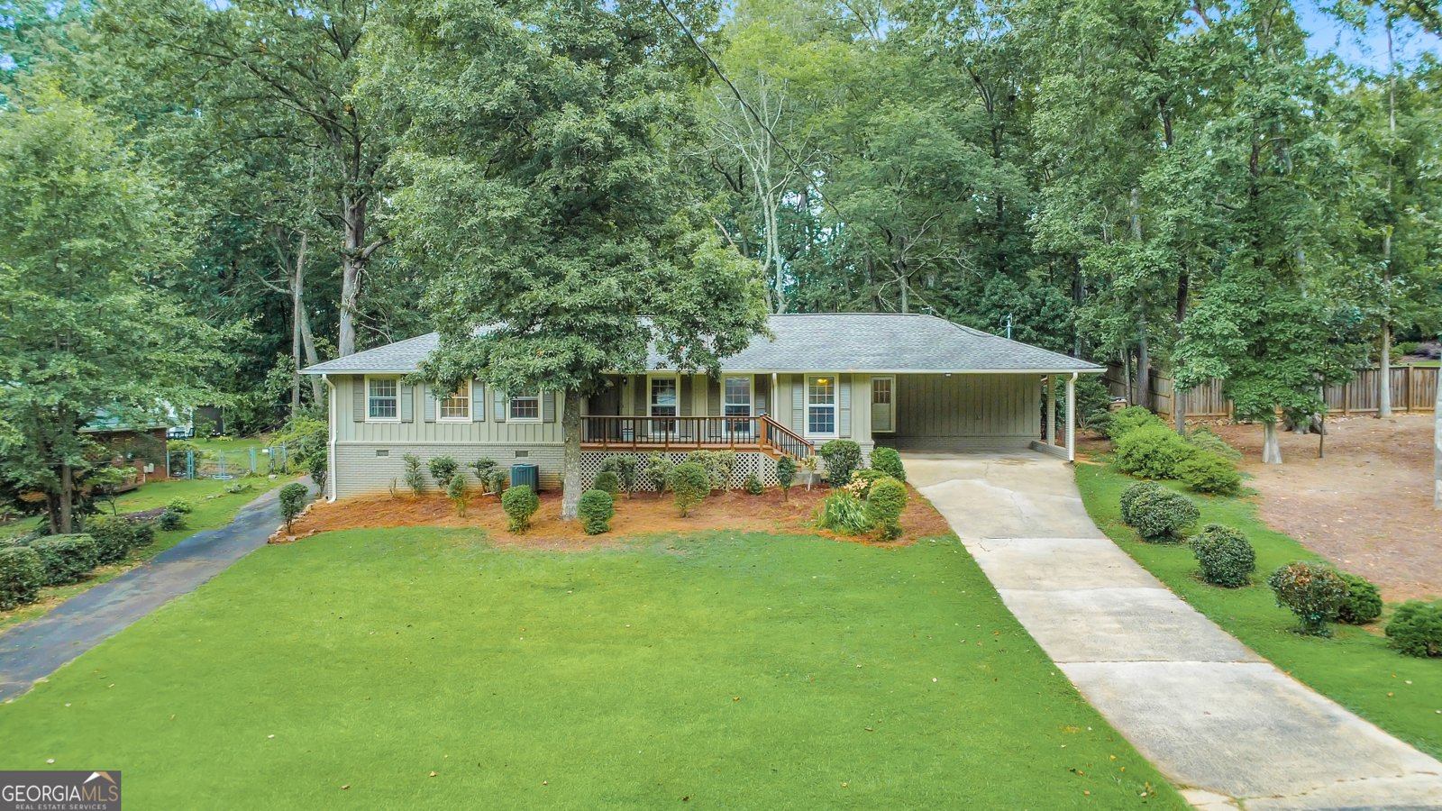 1556 Smithwood Drive Marietta - 30