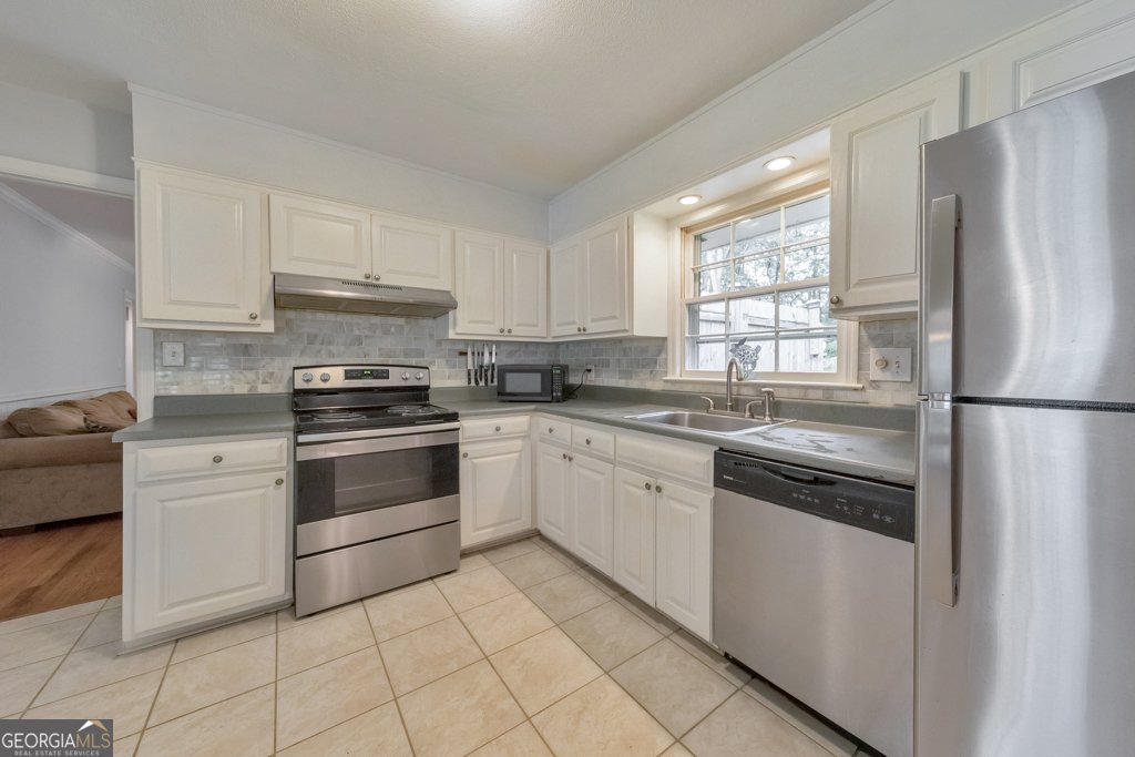 1556 Smithwood Drive Marietta - 6
