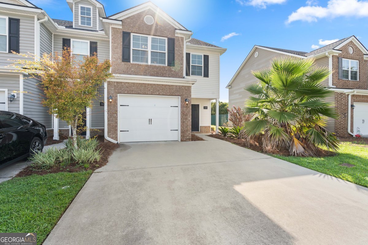 315 Cantle Drive Richmond Hill - 1