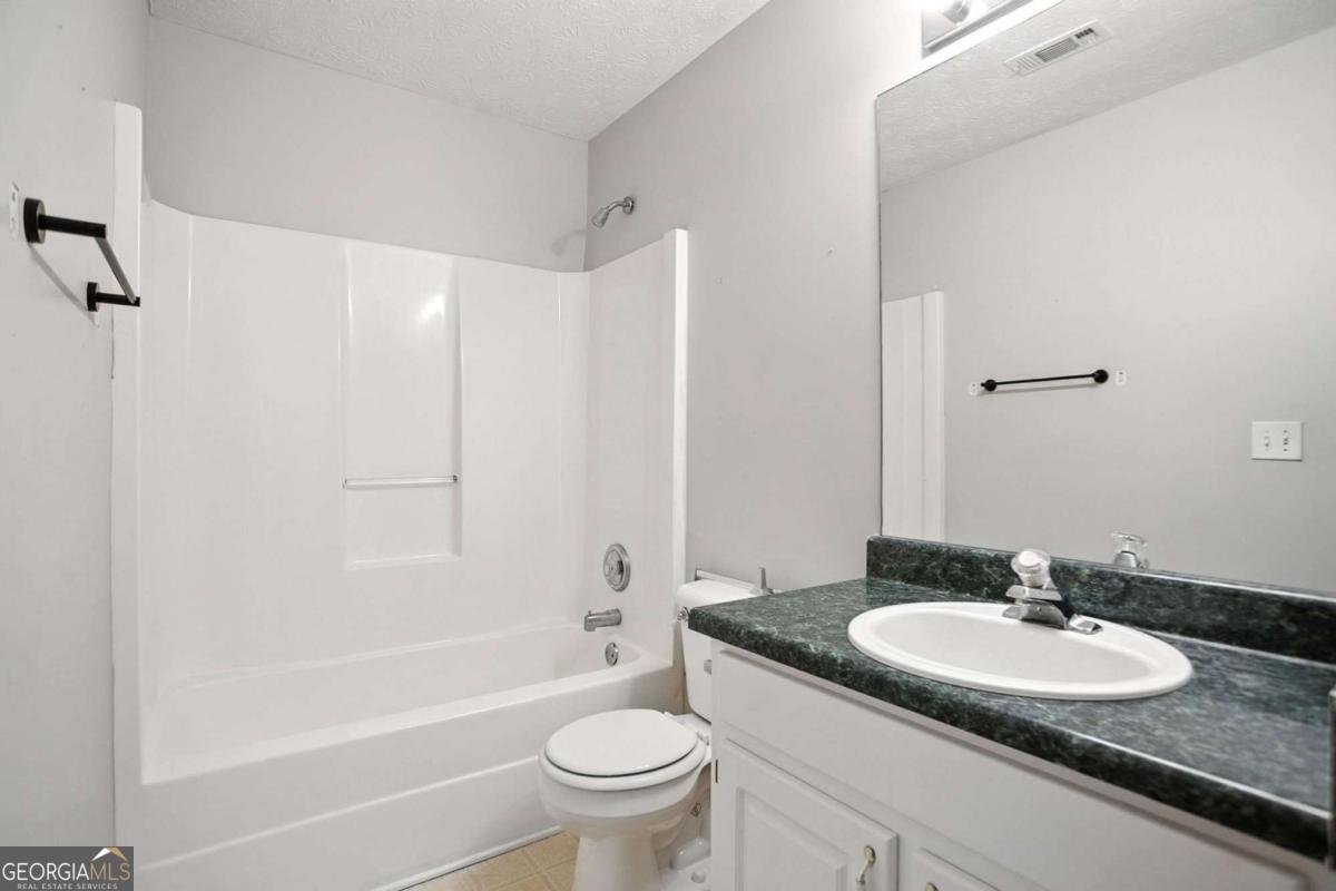 11747 Spring Lake Way Fayetteville - 30