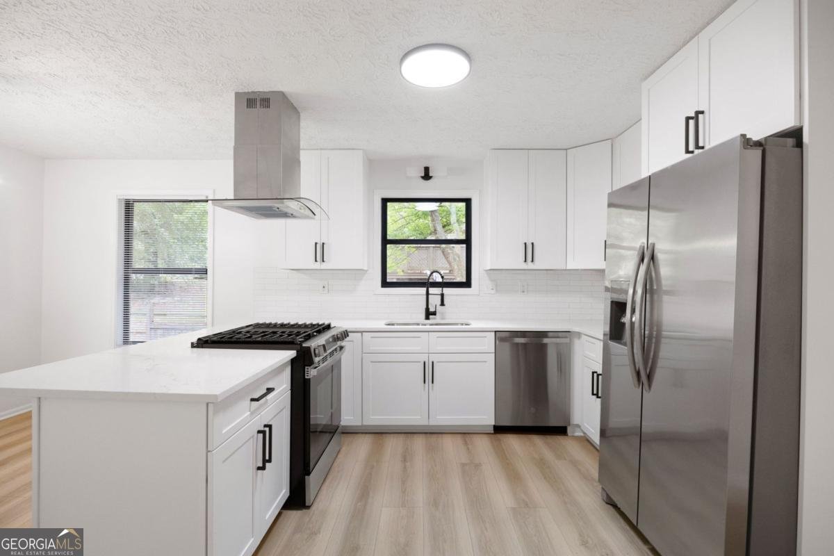 4047 Maxanne Drive Kennesaw - 1