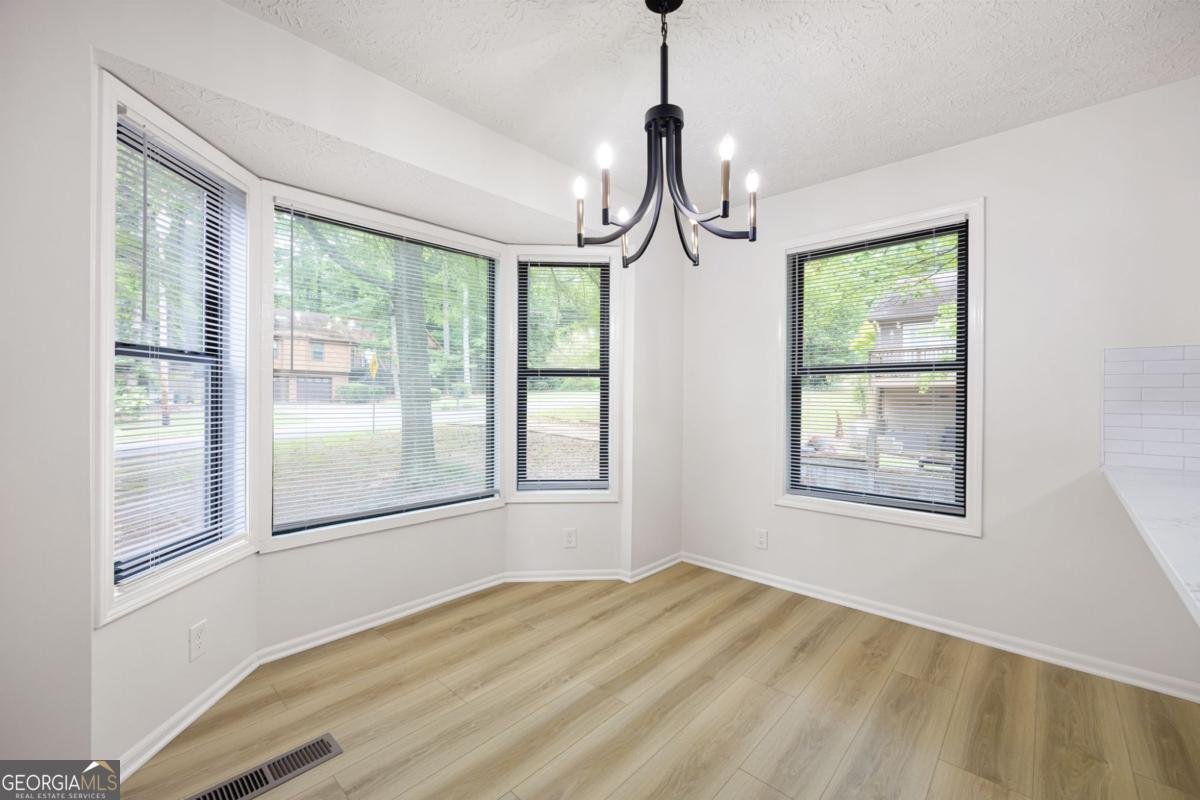 4047 Maxanne Drive Kennesaw - 4