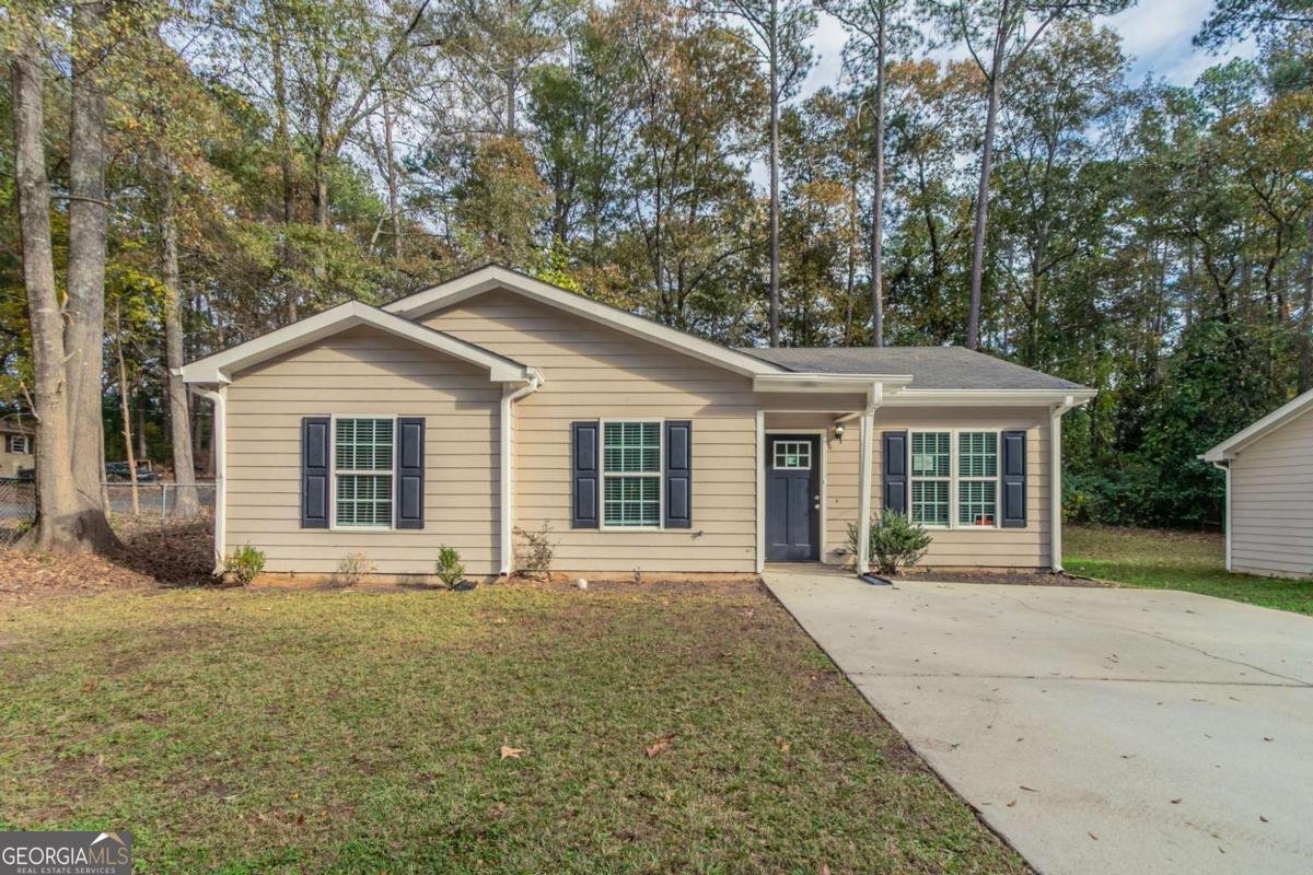 7133 Pineview Drive Covington - 1