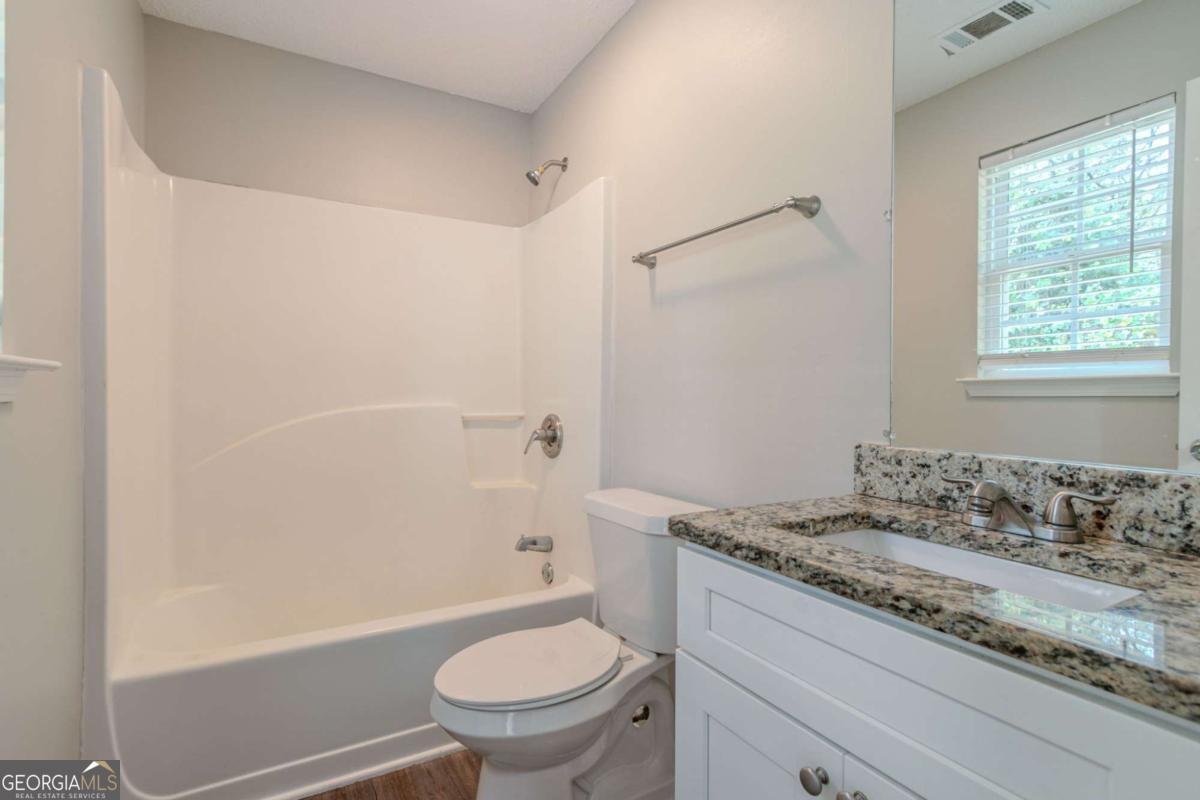 7133 Pineview Drive Covington - 19
