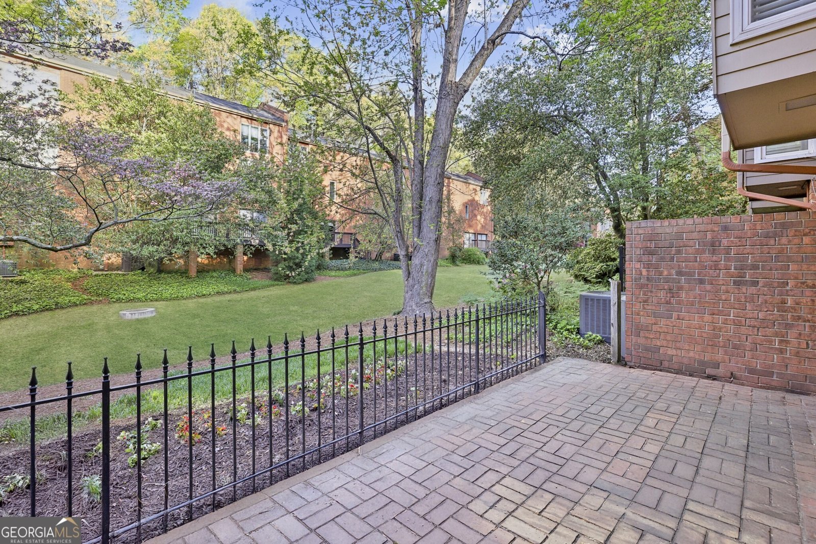 45 Willow Atlanta - 39