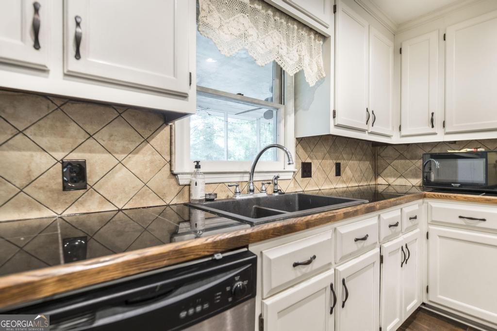 596 Billingswood Drive Macon - 16