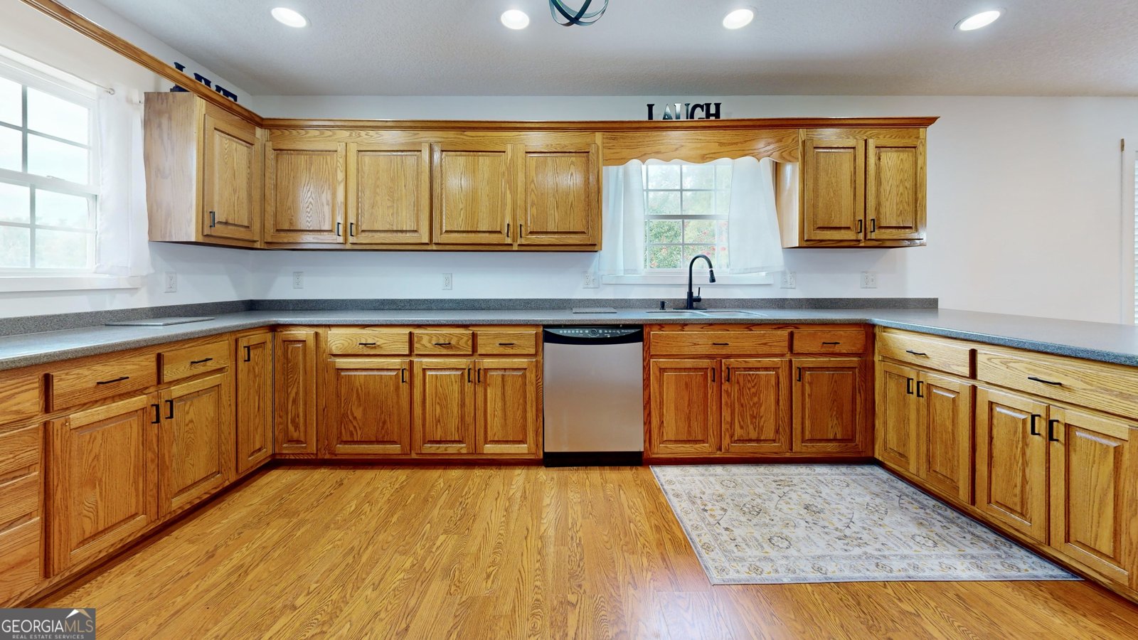 4525 Oakview Road Waycross - 4