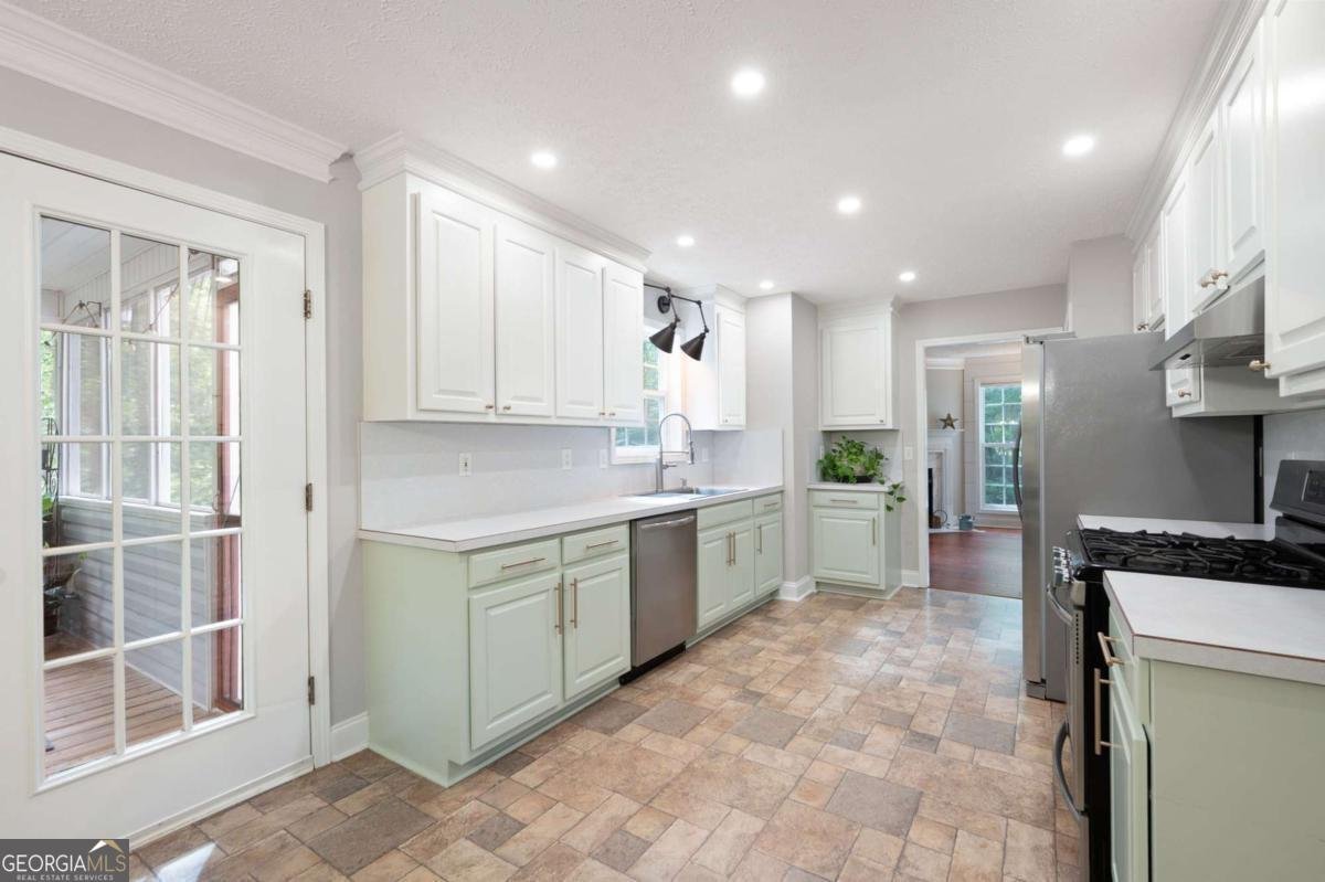 3060 Cypress Cove Ball Ground - 14