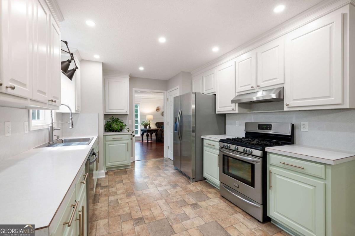 3060 Cypress Cove Ball Ground - 15