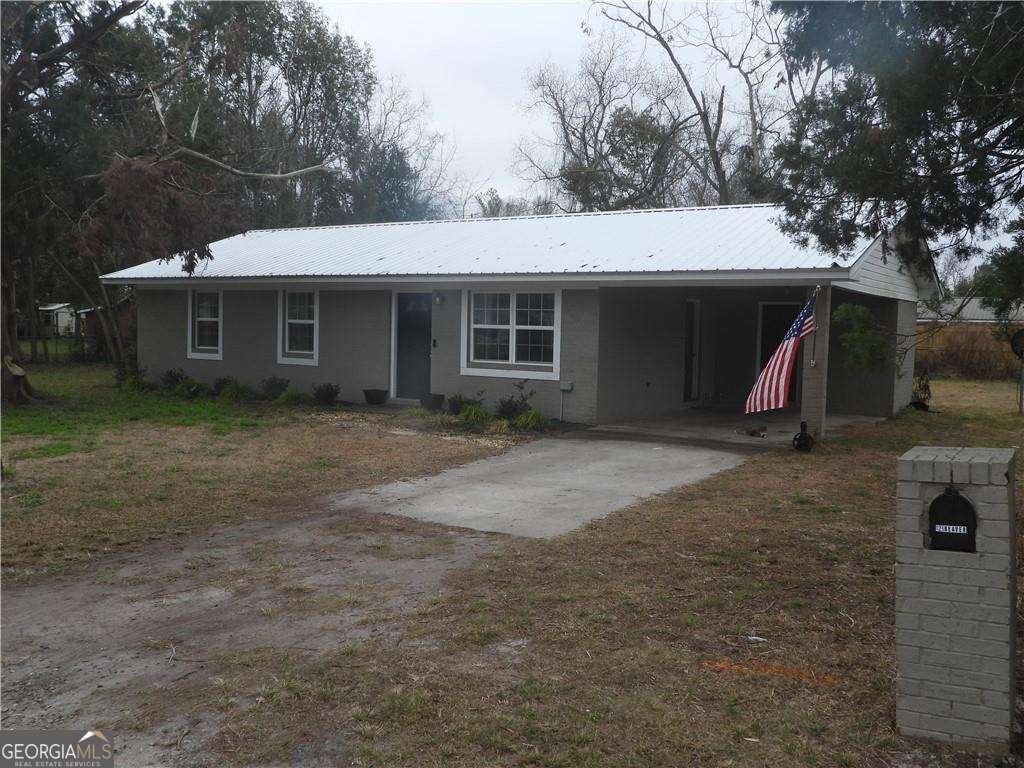 121 Beaver Drive Blackshear - 1