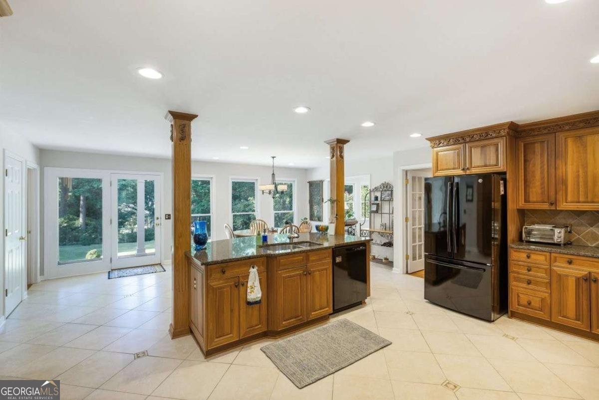 2932 CHESHIRE Drive Marietta - 4