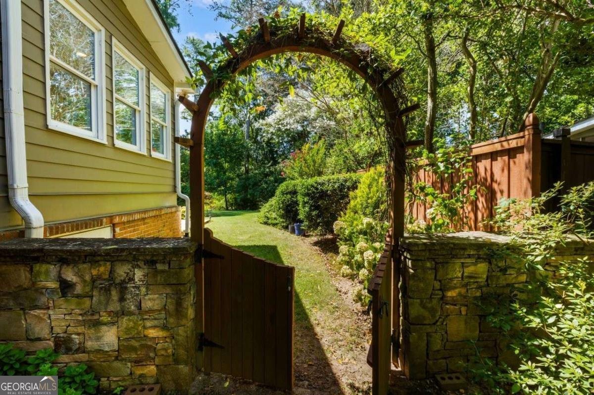 2932 CHESHIRE Drive Marietta - 46