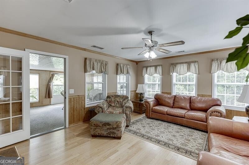 832 Crystal Meadow Drive Winder - 16