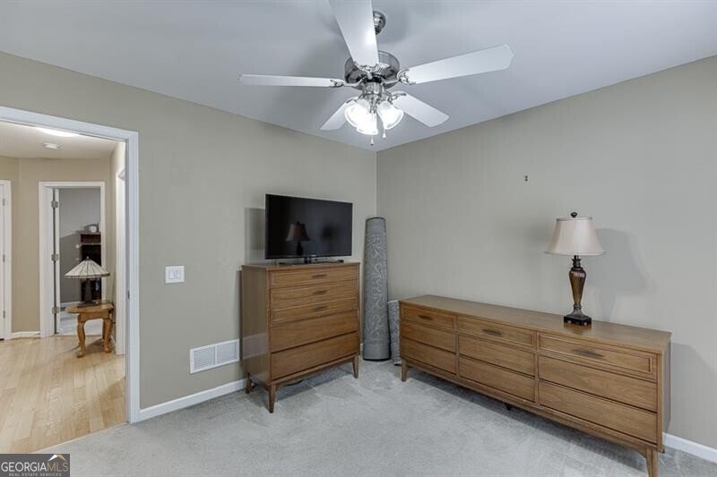 832 Crystal Meadow Drive Winder - 22