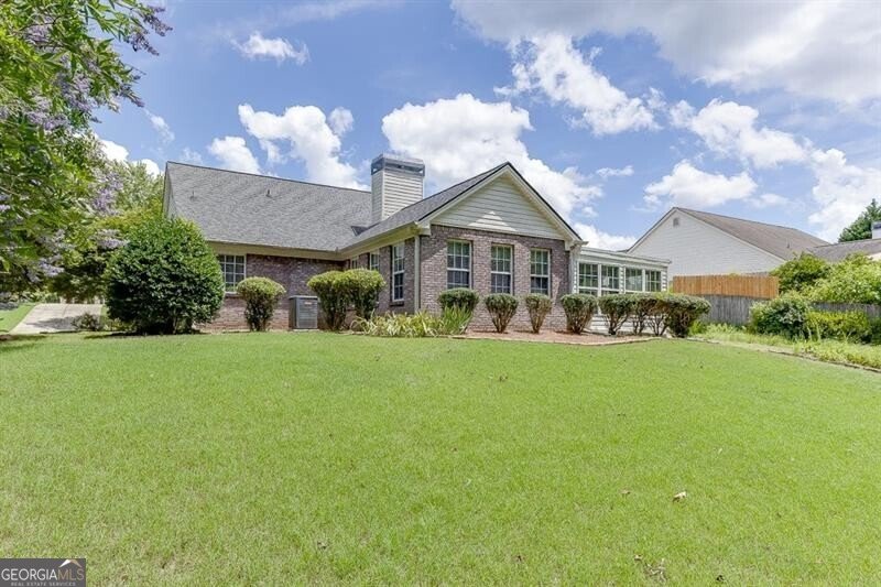 832 Crystal Meadow Drive Winder - 37