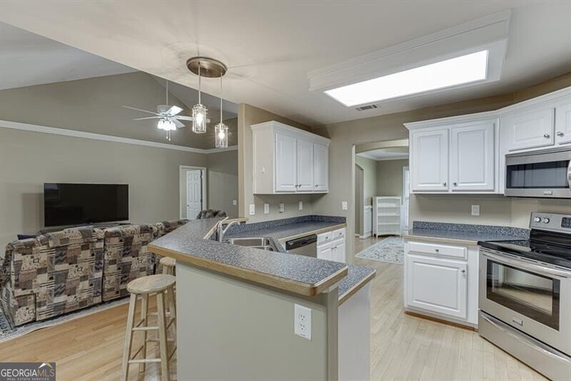 832 Crystal Meadow Drive Winder - 8