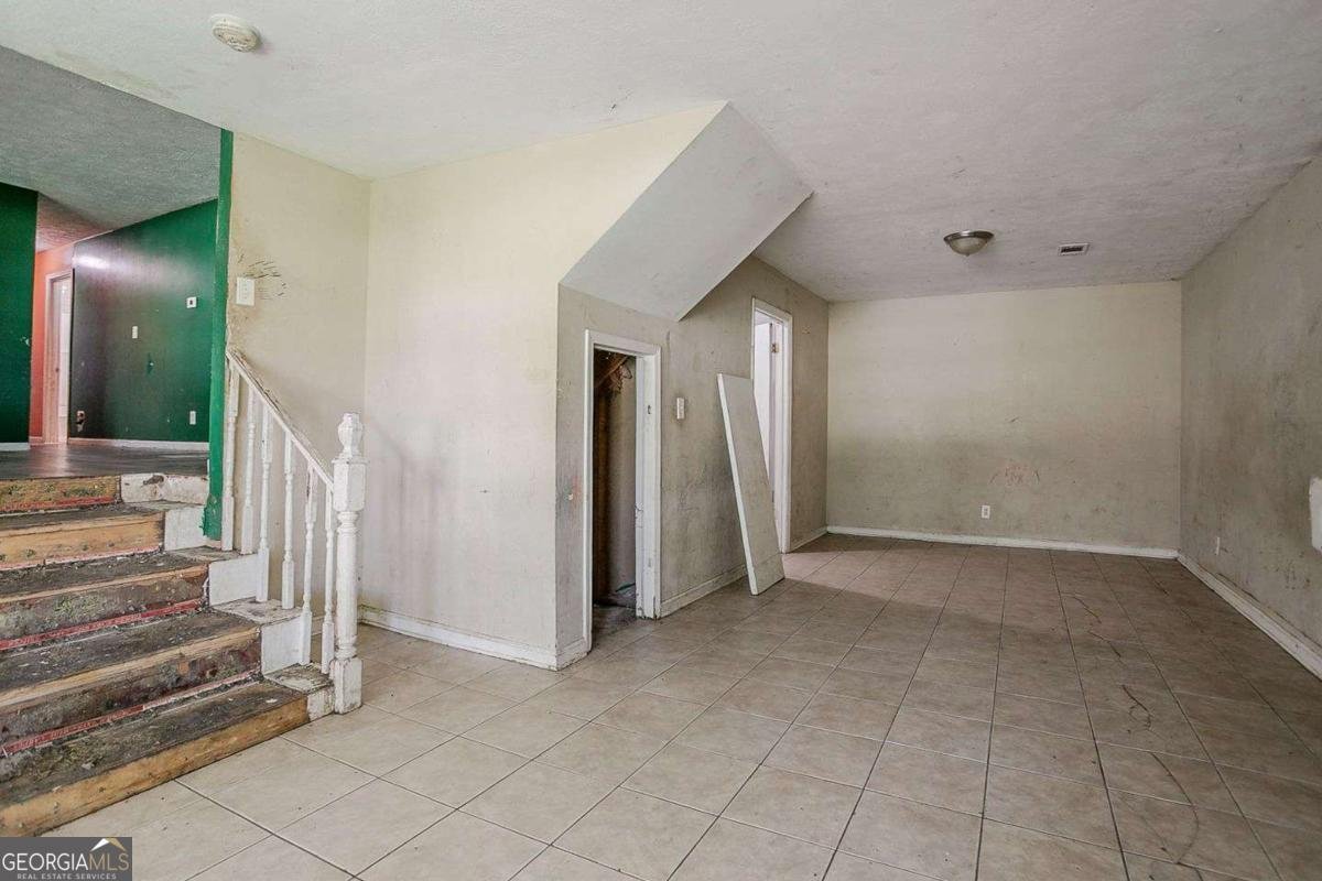 926 Bell Road Conyers - 1