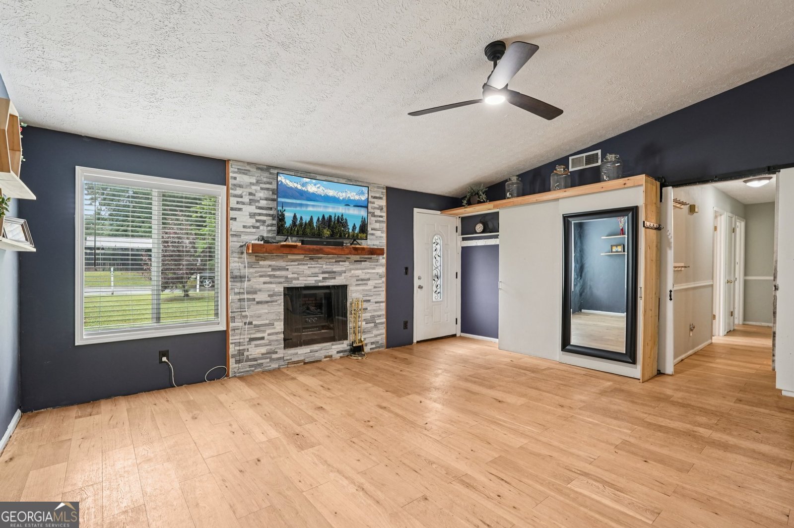 112 Sunnybrook Lane Woodstock - 11