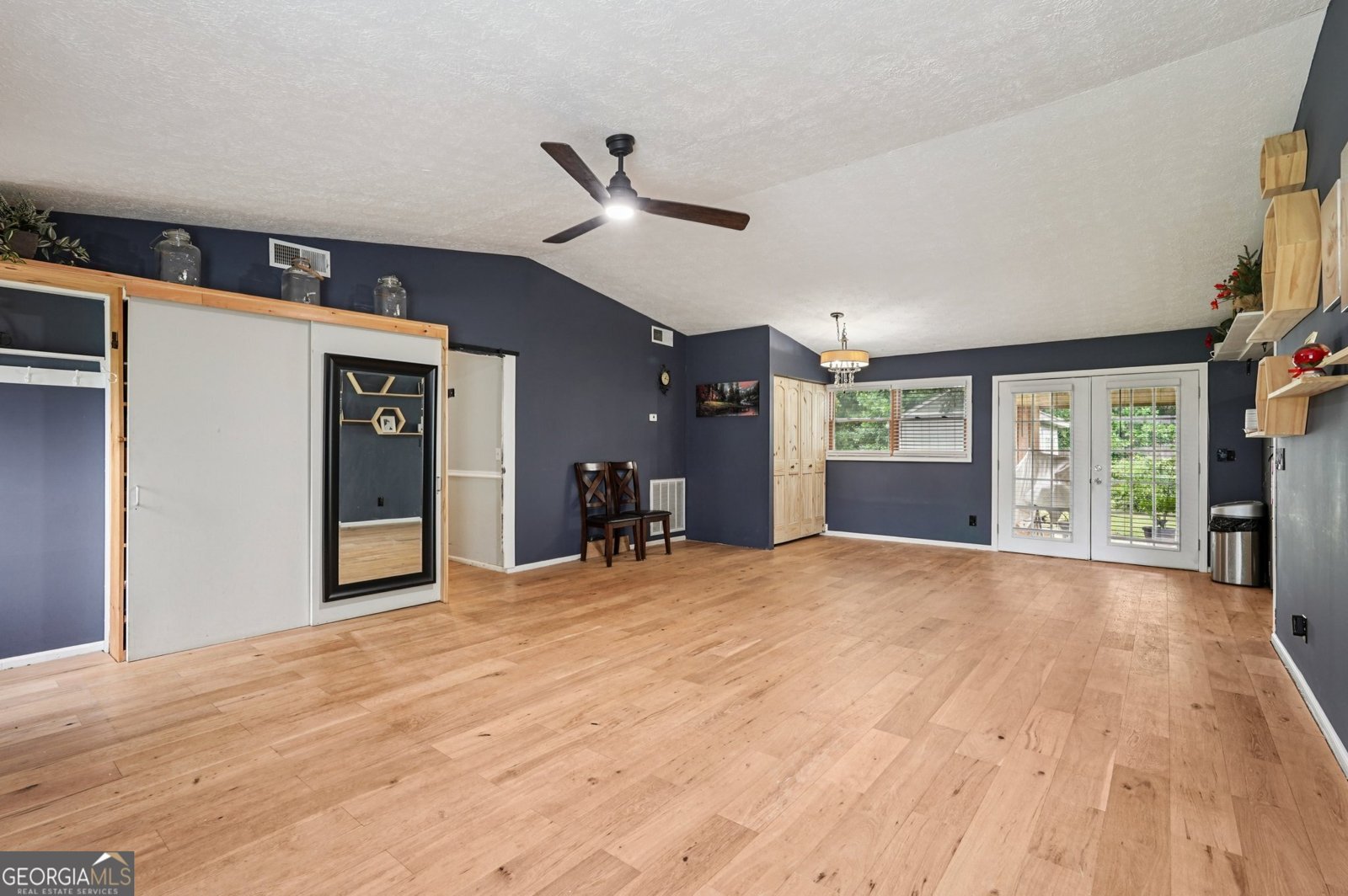 112 Sunnybrook Lane Woodstock - 12