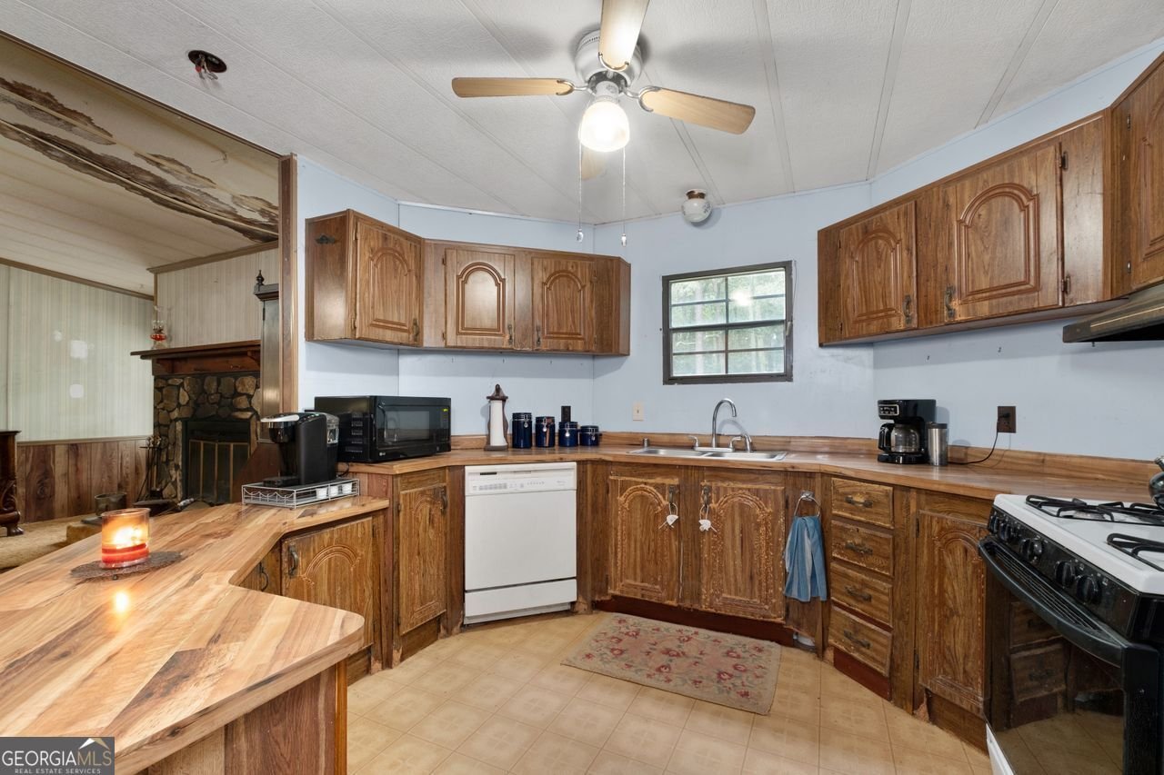 241 Cedarcrest Road Dallas - 13