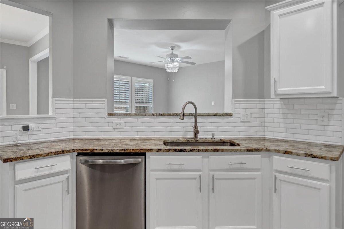 4913 BERKELEY OAK Circle Peachtree Corners - 9