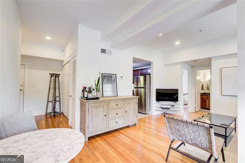 2855 PEACHTREE Road Atlanta - 13