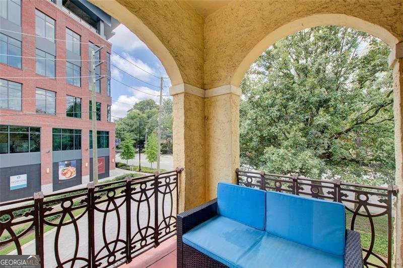 2855 PEACHTREE Road Atlanta - 23