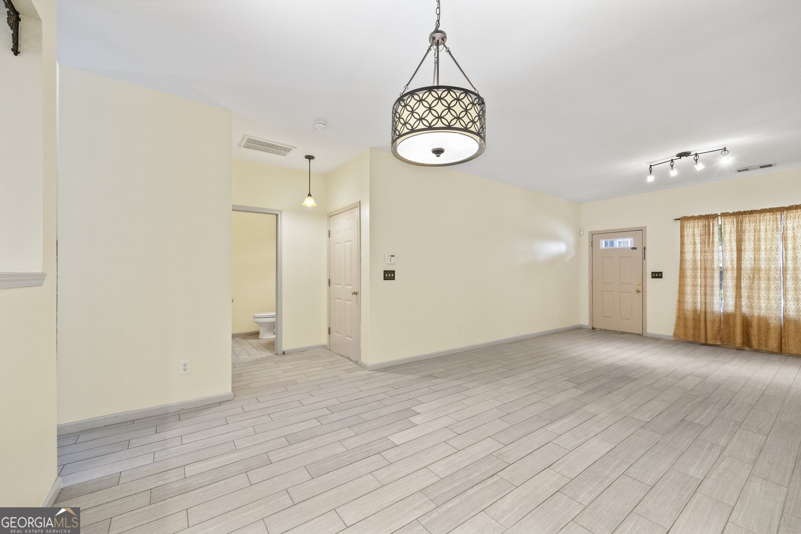 2331 Suwanee Pointe Drive Lawrenceville - 10