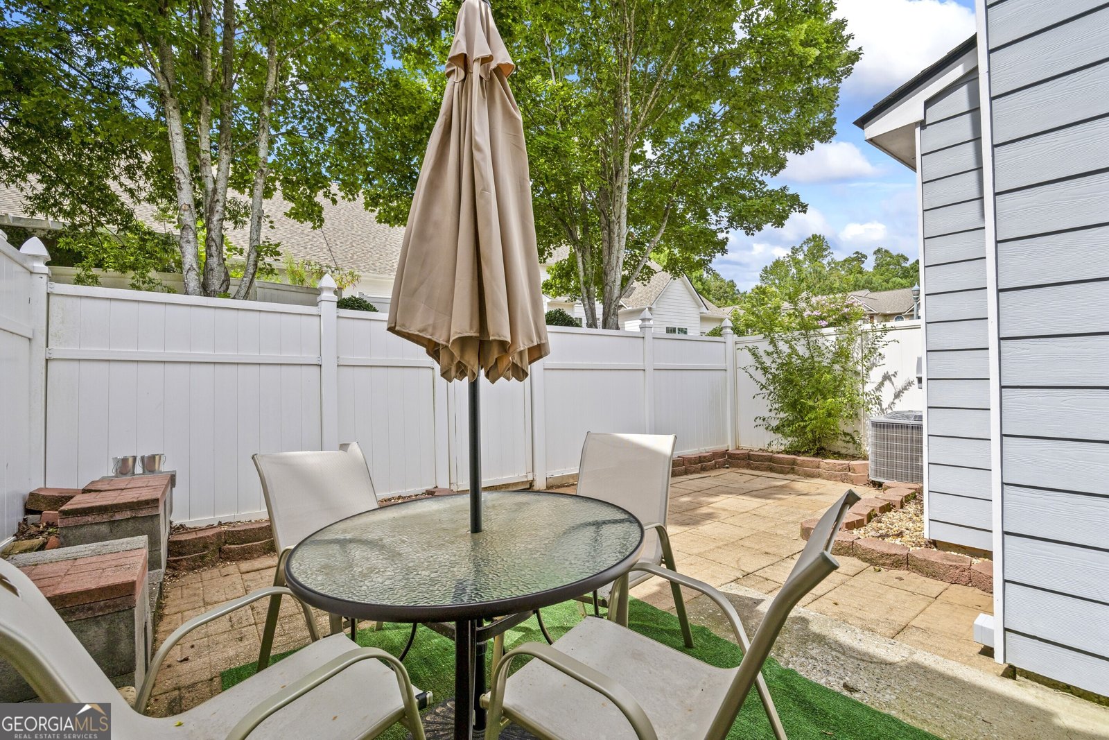 2331 Suwanee Pointe Drive Lawrenceville - 20