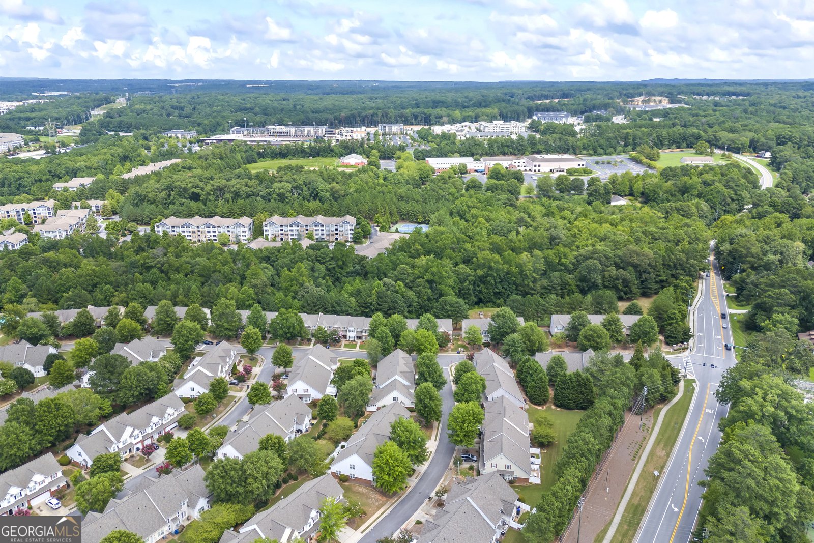2331 Suwanee Pointe Drive Lawrenceville - 64