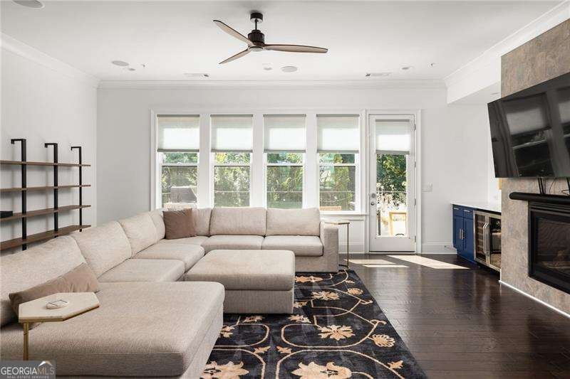 6617 Cadence Boulevard Atlanta - 10