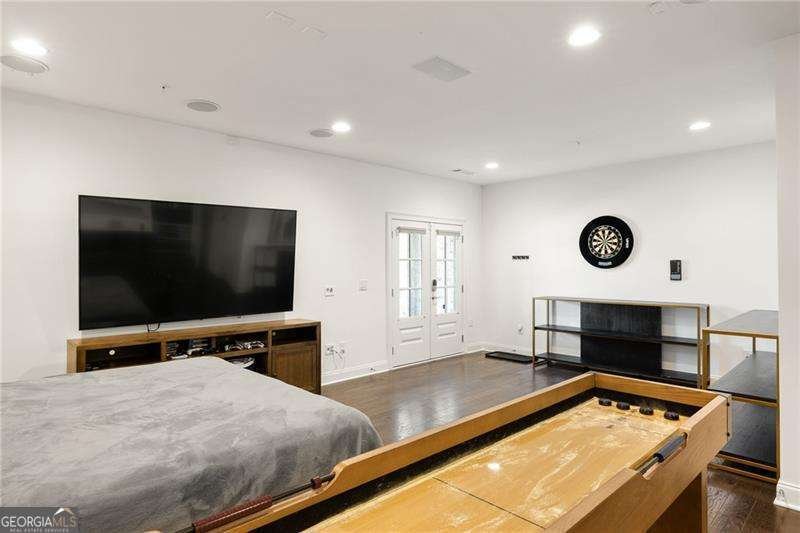 6617 Cadence Boulevard Atlanta - 40