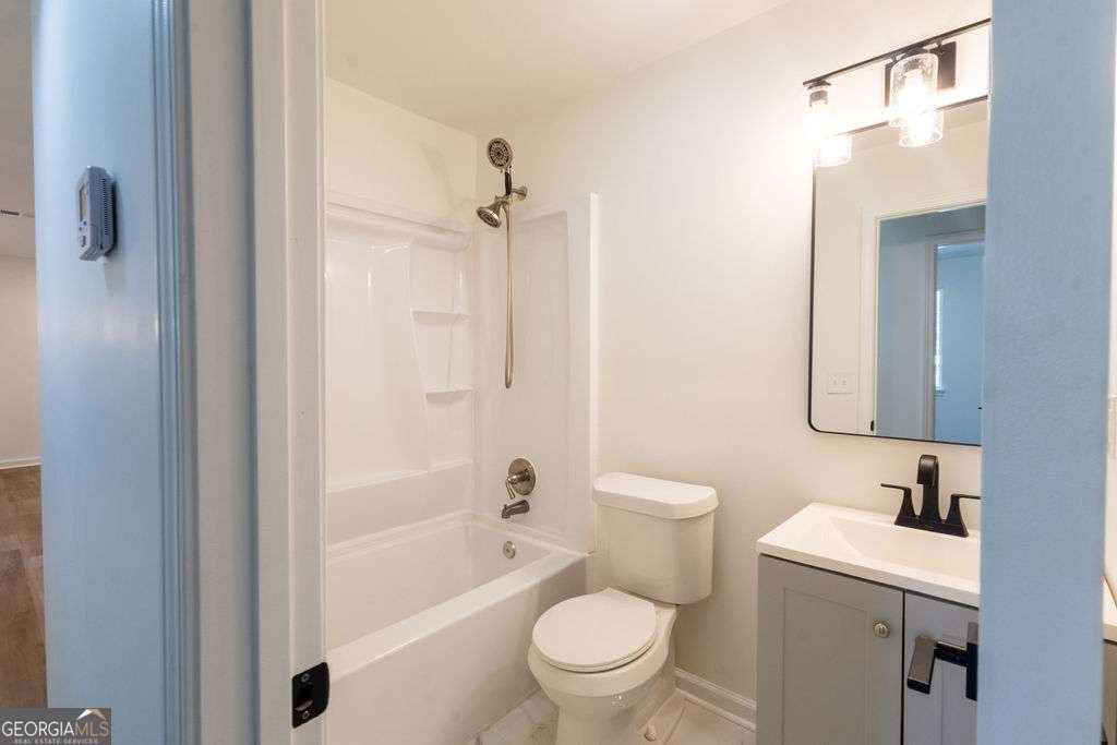 1208 Mannbrook Drive Stone Mountain - 5