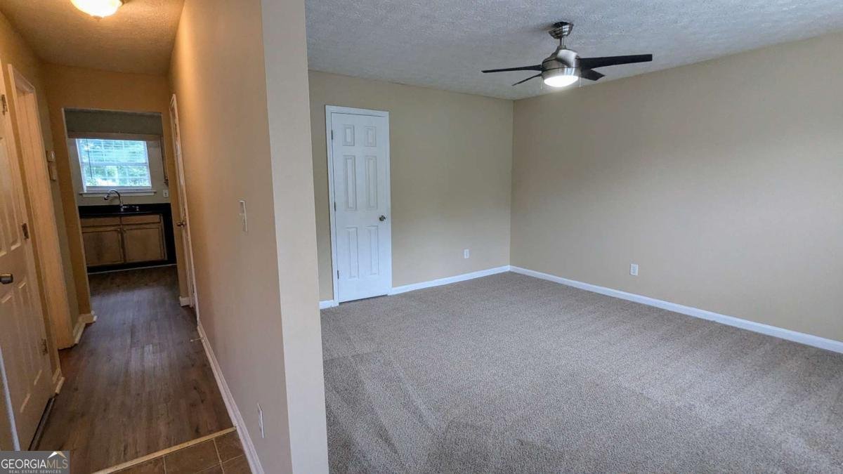 4192 Flakes Mill Manor Lane Ellenwood - 4