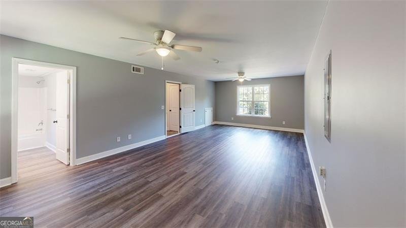 5667 DEERBERRY Gillsville - 33