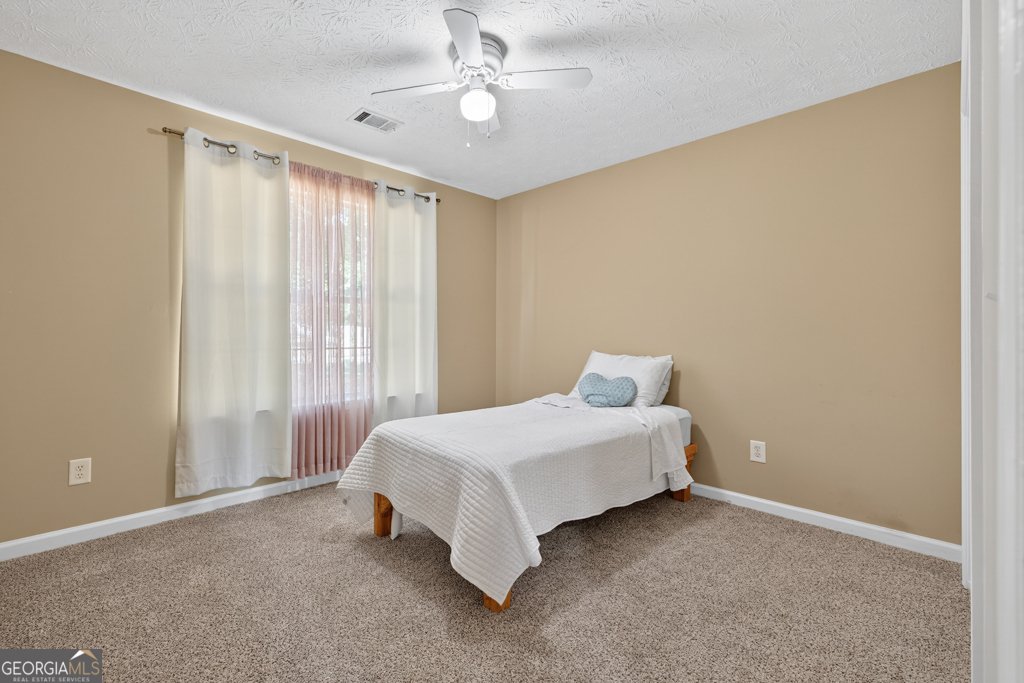 575 Mackinaw Drive Bethlehem - 23
