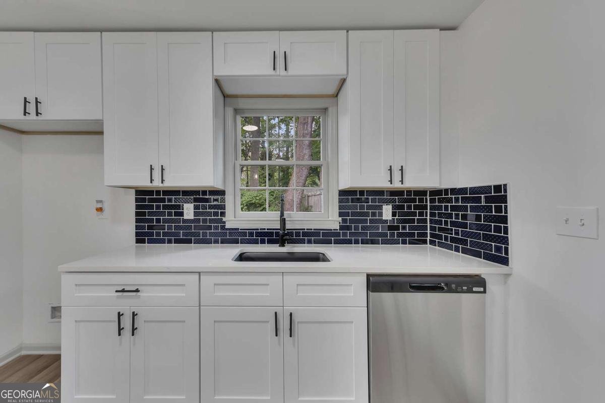 135 Golden Hills Drive Woodstock - 13