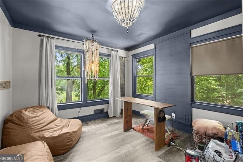 190 Azalea Drive Roswell - 28
