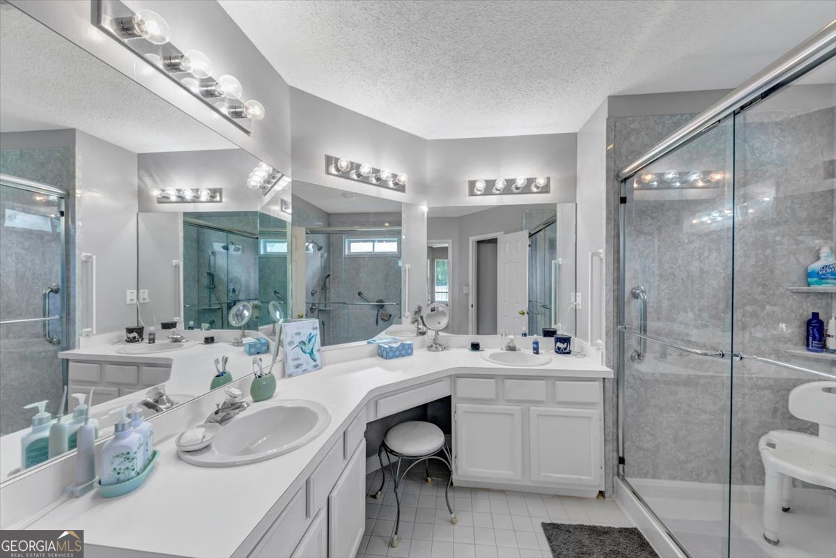 270 Woodgate Drive Fayetteville - 32