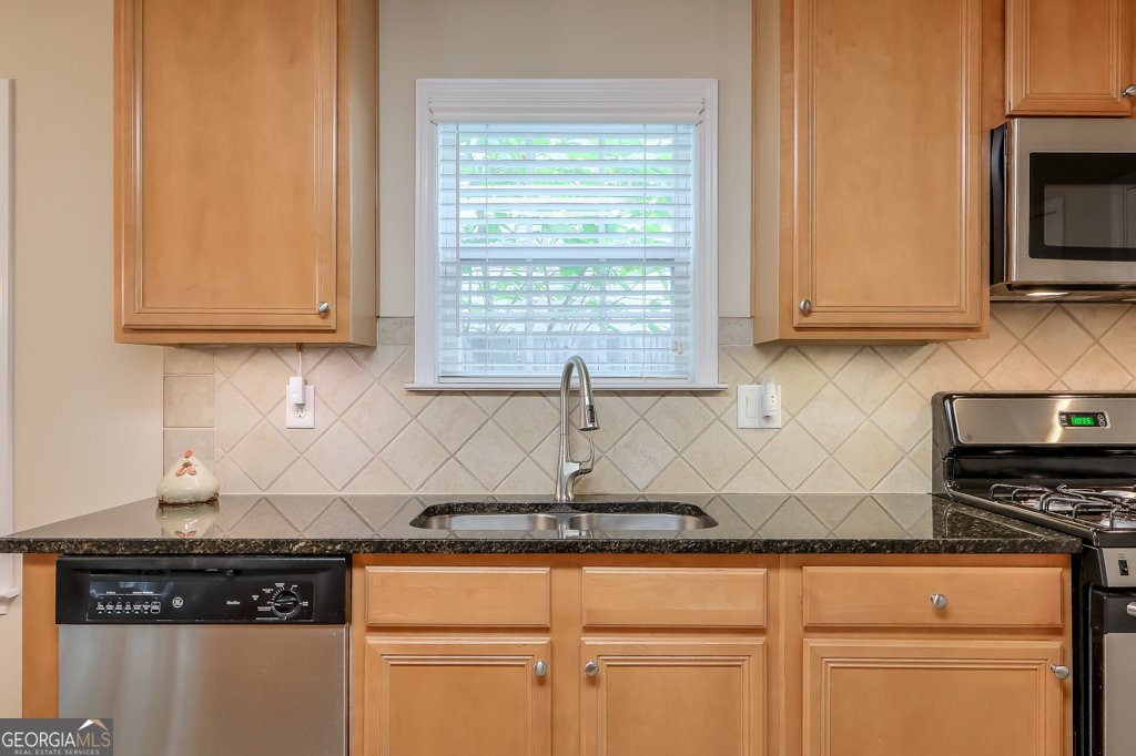 5185 Centennial Creek View Acworth - 2